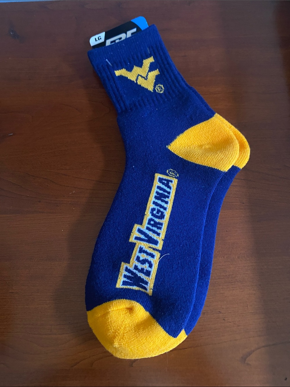 WVU Socks. Mens Large. NWT